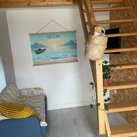 Cosy Mezzanine