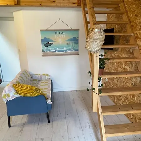Cosy Mezzanine Διαμέρισμα *